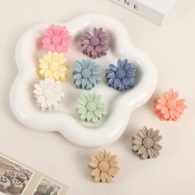 Mini Matte Daisy Candy Color Hair Claw Clips (1 Pc)