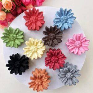 Matte Daisy Flower Hair Claw Clips (1 Pc)